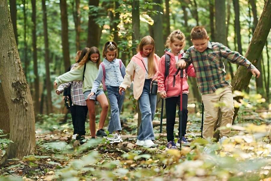 Experiential Learning: Transforming Education Beyond Classrooms