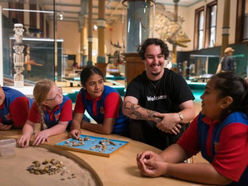 Sydney students participating in guided STEM tours comparing Powerhouse Museum vs Maritime Museum learning environments